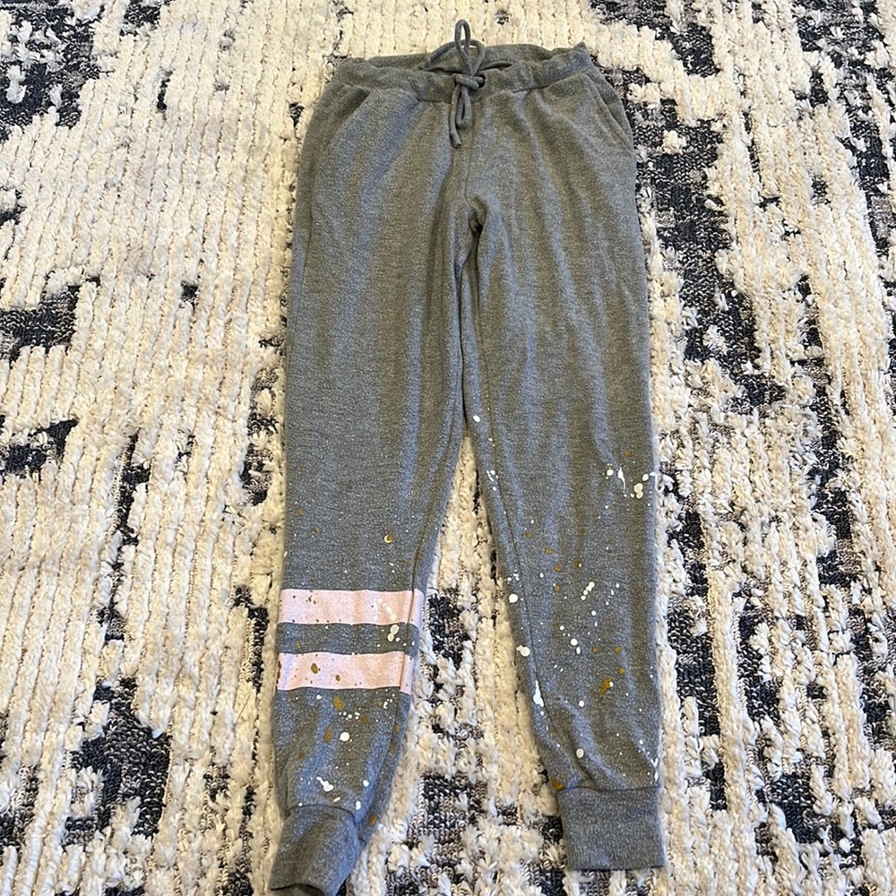 Chaser xs sweatpants